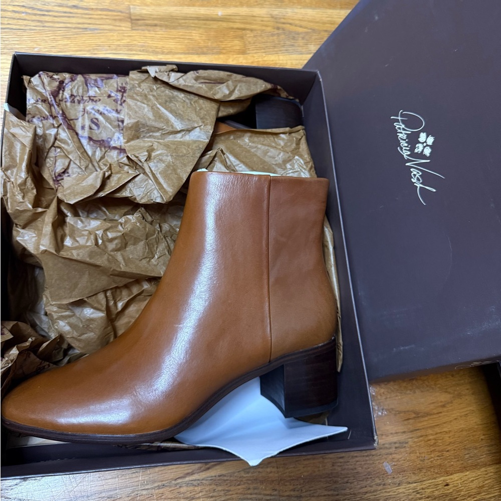 Patricia Nash Tan Ankle Booties